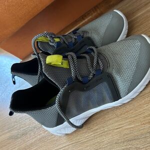 target boy shoes
